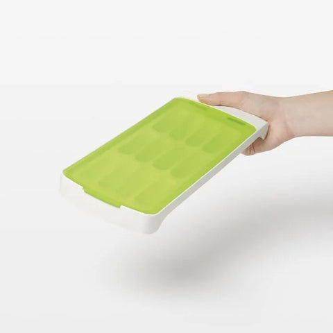 No-Spill Ice Stick Tray